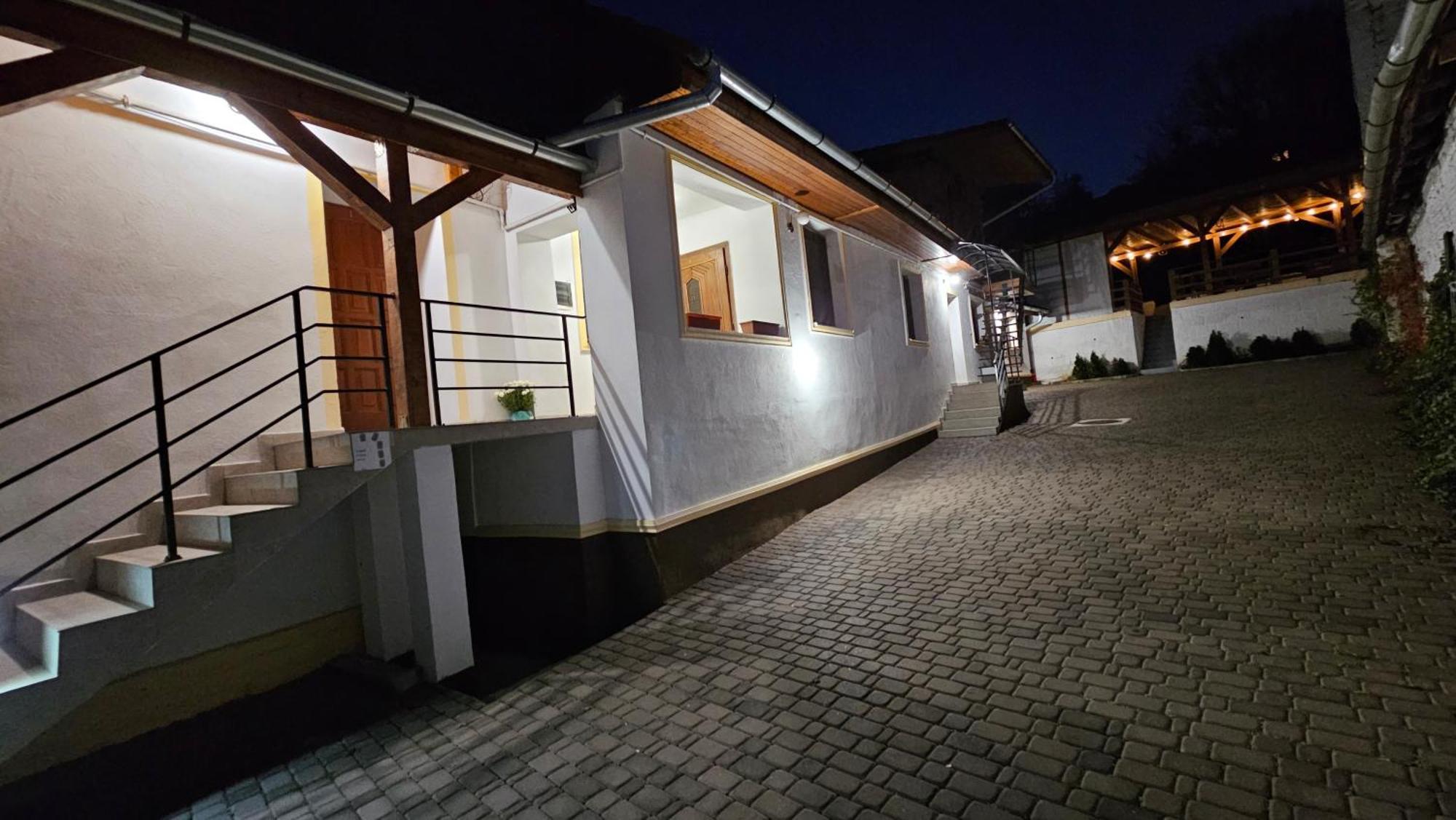 Hotel Iosif 55 Sighişoara Exterior foto